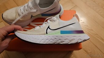 Nike infinity react run fk, velikost EU 40 - 7