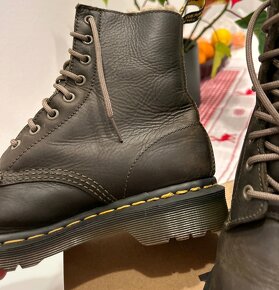 Dámské zimní boty orig. Dr.Martens Serena vel.39 - 7