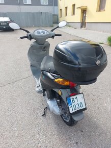 2007 PIAGGIO FLY 125 ccm, po servisu, nová STK - 7