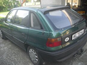 Prodám OPEL  ASTRA 1,7D na ND  Rok 1996 - 7