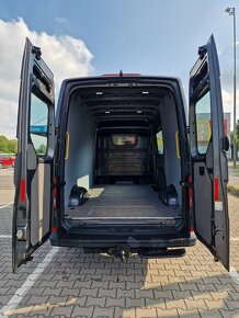 VW crafter skříň 35, 130 kW, 8AU 4MOT - 7