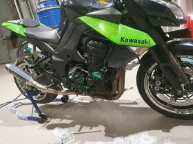 Kawasaki Z1000 2011 - 7