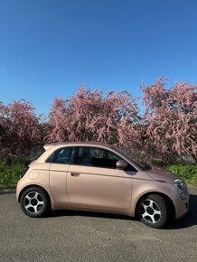 FIAT 500e DPH,2021,42tis/km,87kw/42kWh - 7