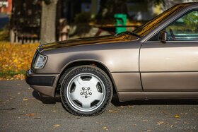 Mercedes-Benz 300 CE - 7