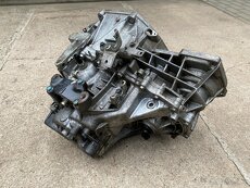 Motor a převodovka Nissan 1.6dCi R9M - 7