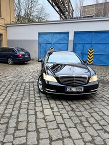 Prodám svoje auto Mercedes-Benz s350 bluetec - 7