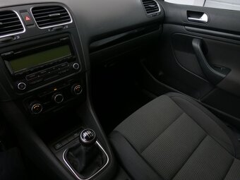 Prodám VW Golf 6 1.4 TsI 90kw 2010 Bohatá výbava - 7