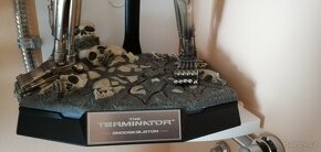 Hot Toys T-800 T2 Endoskeleton QS002 - 7