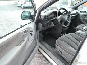 Chrysler Grand Voyager 2,8 CRD Aut. Stow´N Go 7míst 2004 - 7