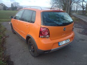 VW polo CROSS 1.2 47 kW 88.000 km 2006 - 7