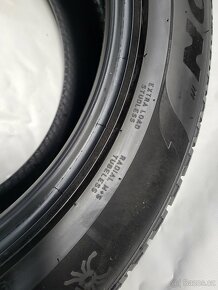 1ks Pirelli kusovka 235/55R18 zimní pneu 8mm - 7