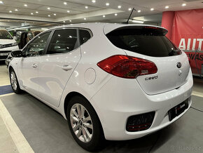 Kia CEED 1.6crdi 100kw, EXKLUSIVE, 2xALU, PLNÝ SERVIS - 7