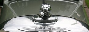 Jaguar Mark IV - 7