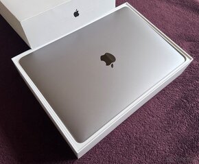 Apple MacBook Air 2020 13” 256gb/8gb ram, macOS Sequoia ,CZ. - 7