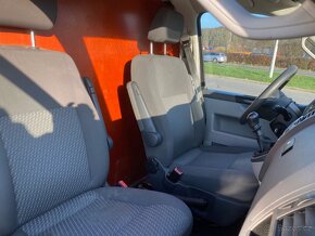 VW Transporter 2.0 TDI - 7