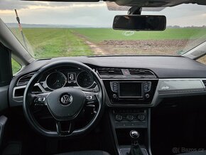 Volkswagen Touran 1,6tdi 85kw Comfortline 7.míst model 2017 - 7