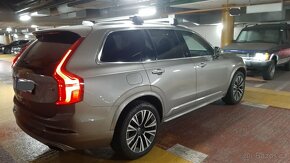 Volvo XC90 2,0 B5 AWD - 7