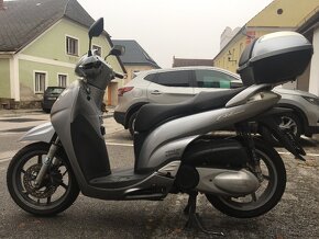 Honda SH 300i,Servisní knížka - 7