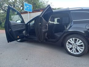 Benzínová Mazda 6 FACELIFT   R.v 2009 - 7