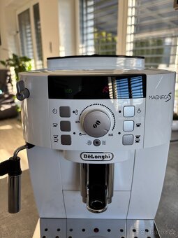 Kávovar DeLonghi Magnifica S ECAM bílý - 7