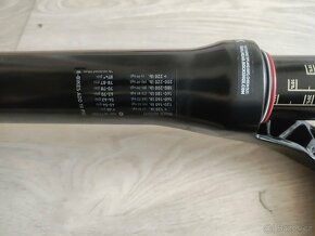 Vzduchová vidlice 29 rock shox domain 160mm - 7