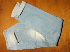 trendy roztrhané džíny - 7