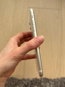 iPhone 11, 128GB, bílý - 7