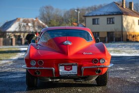 Chevrolet Corvette C2 327 cu in (5.4 L) - 7