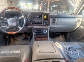 Cadillac Escalade 4x4,r.v.2002 najeto 300tis, STK do 6/2025 - 7