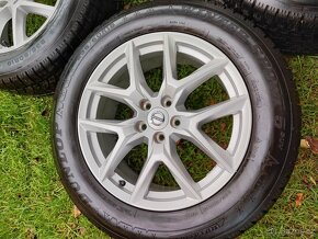 Zimní sada Volvo XC60 r18 5x108 Dunlop 235/60/18  8mm  2021 - 7