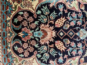 Perský luxusní koberec hedvábí na hedvábí HEREKE 135x80 - 7