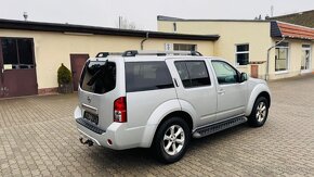 Nissan Pathfinder 2.5 dCi SE 7míst 140kw - 7