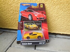 Ferrari Racer modely Hot Wheels - 7