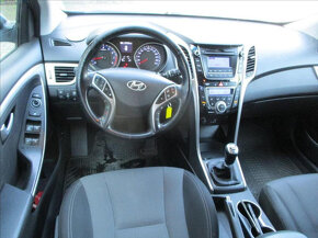 Hyundai i30 1,6 GDI DIGI. KLIMA - 7