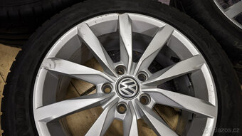 Sada Volkswagen Dijon R17 7J×17 ET49 + pneu Dunlop 225/45 - 7