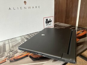 DELL ALIENWARE M15 R5 (N-AWM15R5-N2-752K) Herní notebook - 7