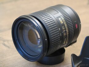 Nikon 18-200 mm F3,5-5,6G IF-ED DX VR - 7