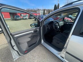 Volkswagen Touran, 1.6TDi 77kWWEBASTOVÝHŘEV SED - 7