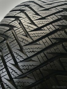 2x TÉMĚŘ NOVÉ 215/45 R17 Zimní pneu Laufenn iFit + - 7