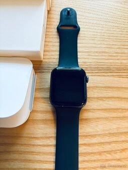 Hodinky Apple Watch SE 44mm Alu Black - 7