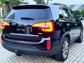 Kia Sorento 2.2CRDi 4x4 AUT KAMERA LED VÝHŘEV TAŽNÉ SERVISKA - 7