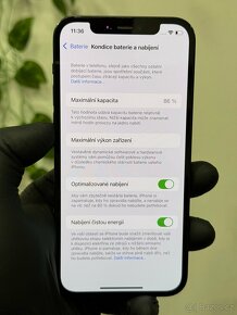 iPhone 12 64GB černý - 7