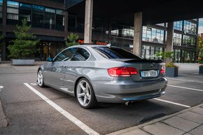 BMW E92 325i - 7