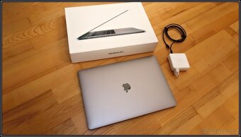 Apple MacBook Pro 15“ CZ A1990 i7 2,6GHz 16GB RAM 250GB disk - 7