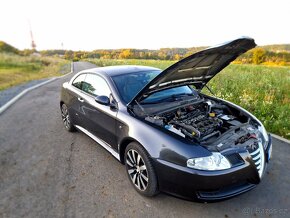 Alfa Romeo GT 1.9 JTD - 7