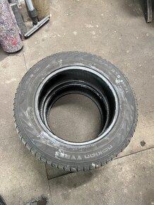 Prodám zimní pneu NOKIAN NORDMAN RS. 195/65 R15  95R. XL. - 7