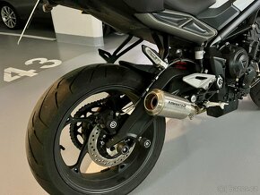 Triumph Street Triple 765 R (2024) - 7