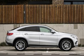 Mercedes-Benz GLE SUV 350d 4matic A/T AMG Packet - 7