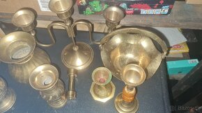 8 kusů - Mosazné nádoby a svícny ... viz.fotky - 7