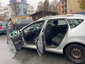 PEUGEOT 407 KOMBI 2.0i 16V 100KW PANORAMA 2005 - 7